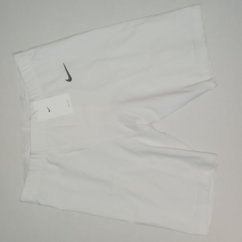 Nike Team Engineered Football Shorts XL White NWT